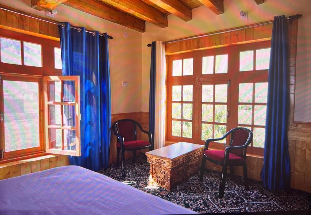 Guru View Home Stay Padam Zimmer foto